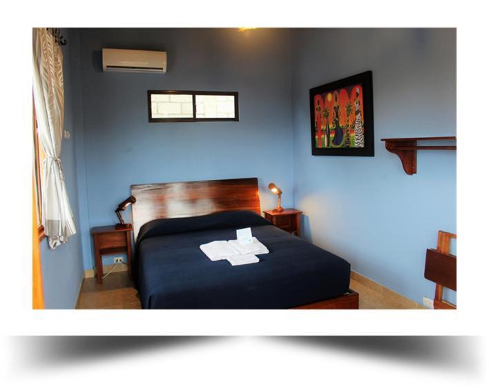 La Mariposa Hostal Olón Eksteriør bilde