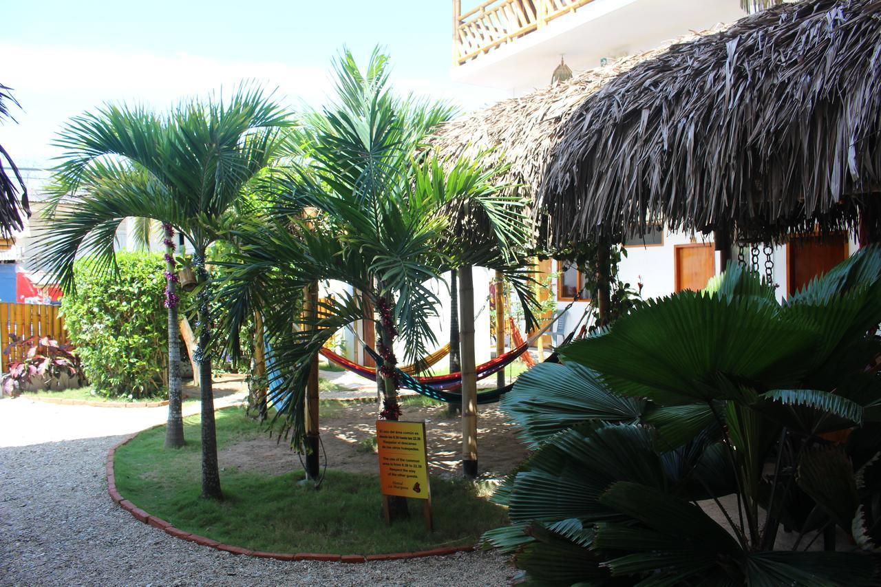 La Mariposa Hostal Olón Eksteriør bilde