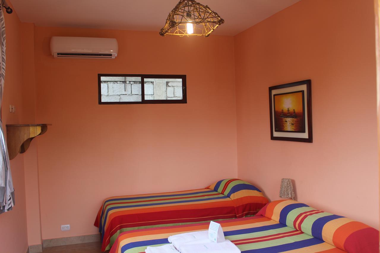 La Mariposa Hostal Olón Eksteriør bilde